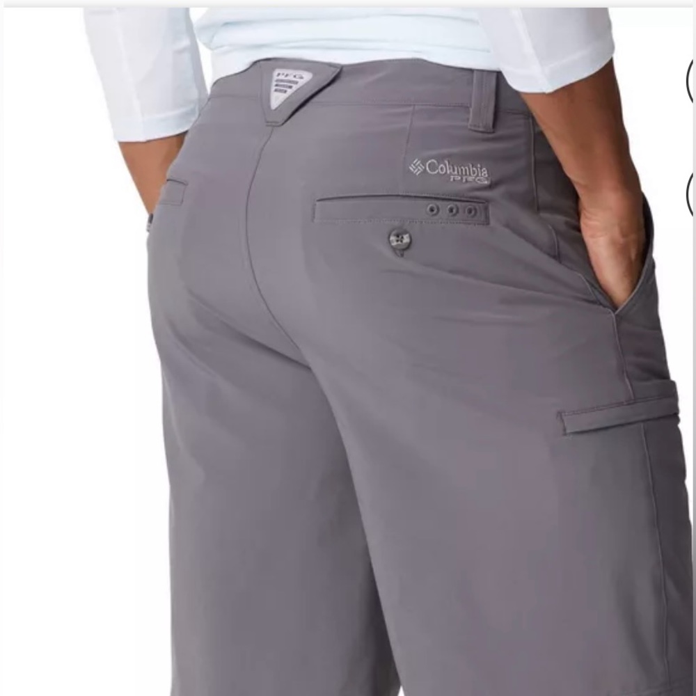 Columbia PFG performance shorts size 46 new with tags